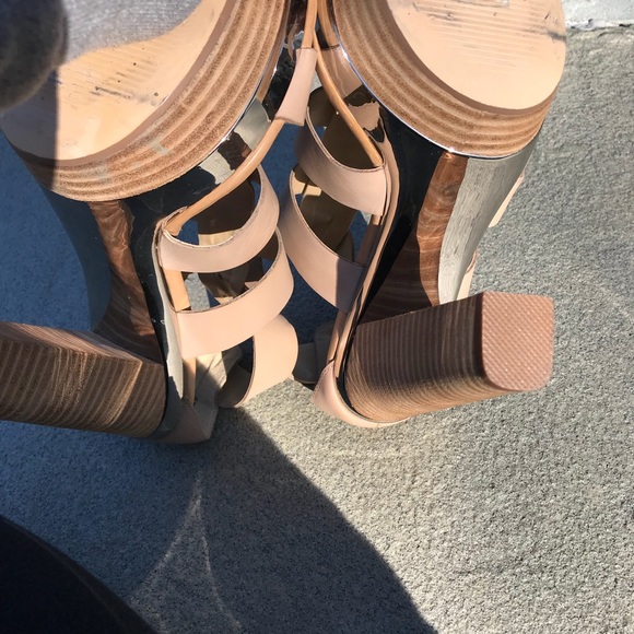 ‼️SOLD‼️2 for 1👍🏻 Aldo ankle strap  heels🔥💋 - Picture 2 of 3